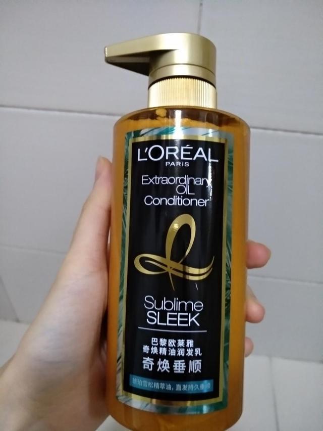 第一名控油蓬松洗发水，为什么这款洗发水能让全网油头星人集体真香？